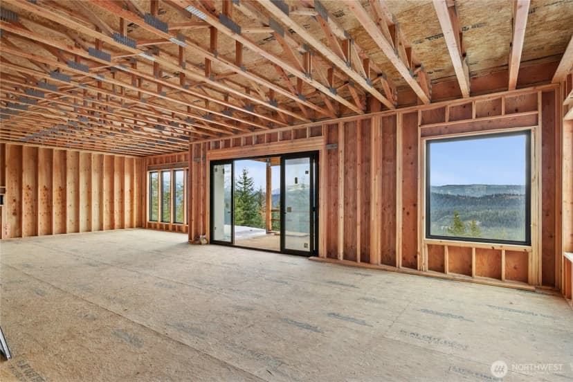 Property photo for 901 Whisper Creek Drive, Cle Elum photo 8