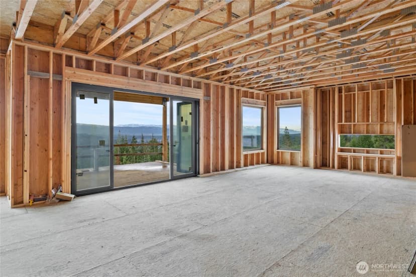 Property photo for 901 Whisper Creek Drive, Cle Elum photo 11