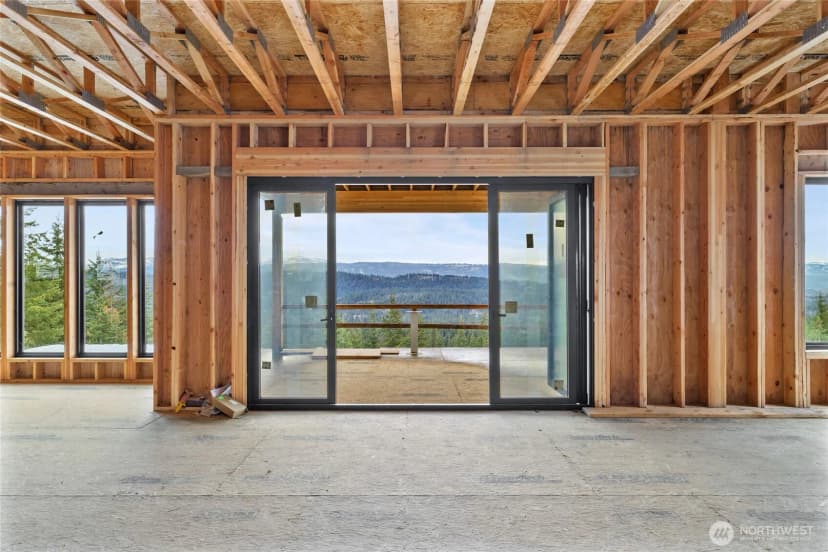 Property photo for 901 Whisper Creek Drive, Cle Elum photo 9