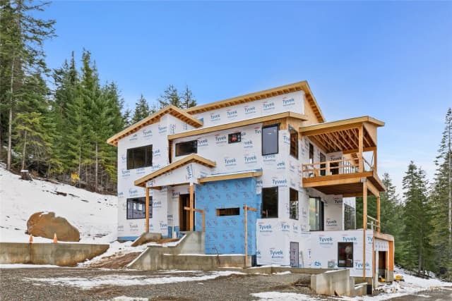Property photo for 901 Whisper Creek Drive, Cle Elum