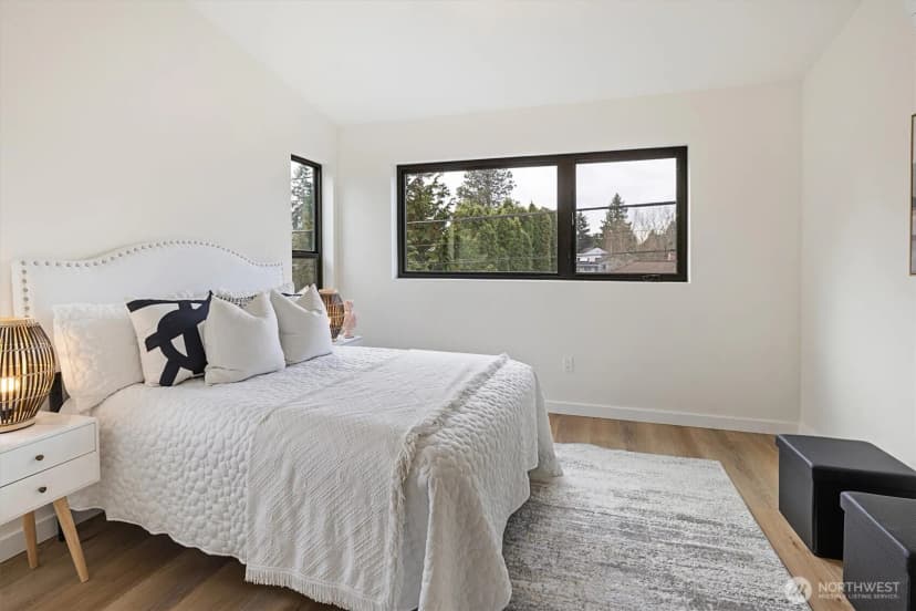 Property photo for 9003 30th Avenue Sw #b, Seattle photo 12
