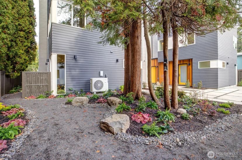 Property photo for 4405 B S Holly Street, Seattle photo 26