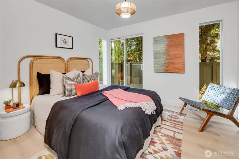 Property photo for 4405 B S Holly Street, Seattle photo 18