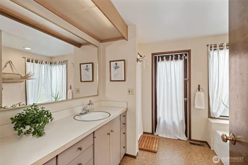 Property photo for 70 Twin View Drive, Sequim photo 13