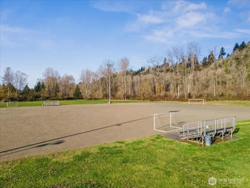 Property photo for 15214 149th Avenue Se, Renton photo 28