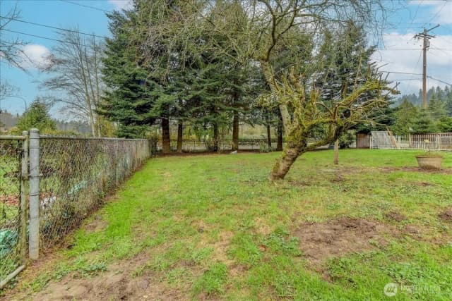 Property photo for 15214 149th Avenue Se, Renton photo 4