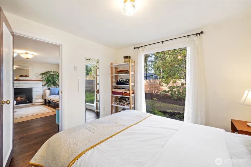 Property photo for 1018 Walnut Street, Edmonds photo 18