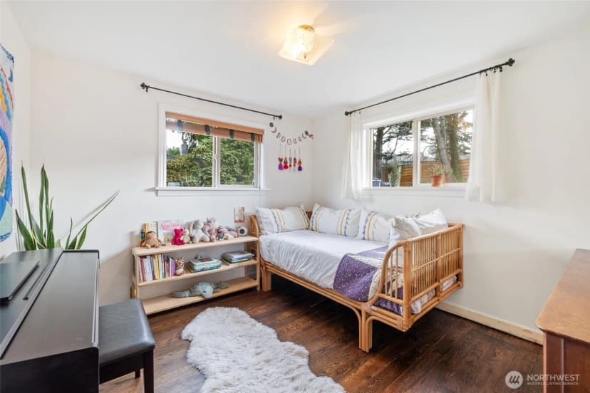 Property photo for 1018 Walnut Street, Edmonds photo 19