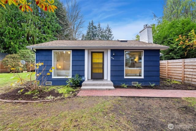 Property photo for 1018 Walnut Street, Edmonds