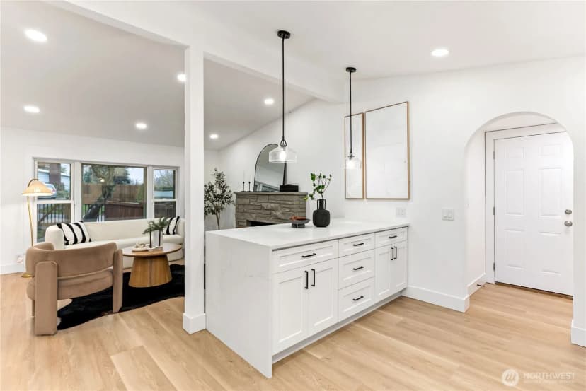 Property photo for 20237 13th Avenue S, Sea Tac photo 10