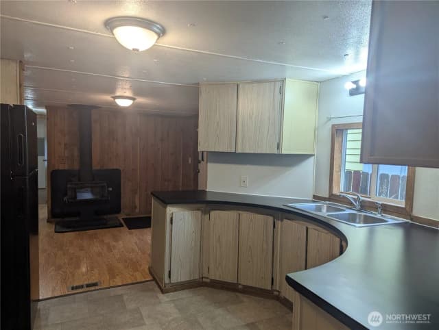 Property photo for 161 1st Street, Morton photo 3