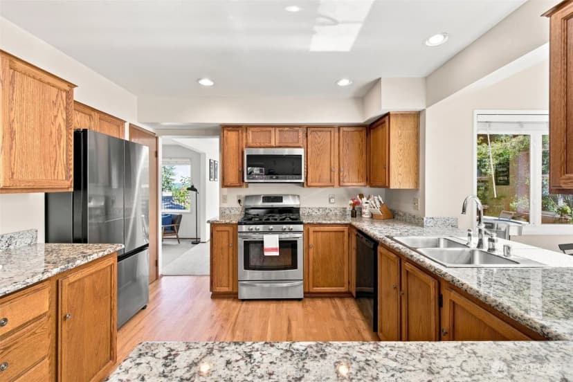 Property photo for 6494 Windward Place Nw, Bremerton photo 11