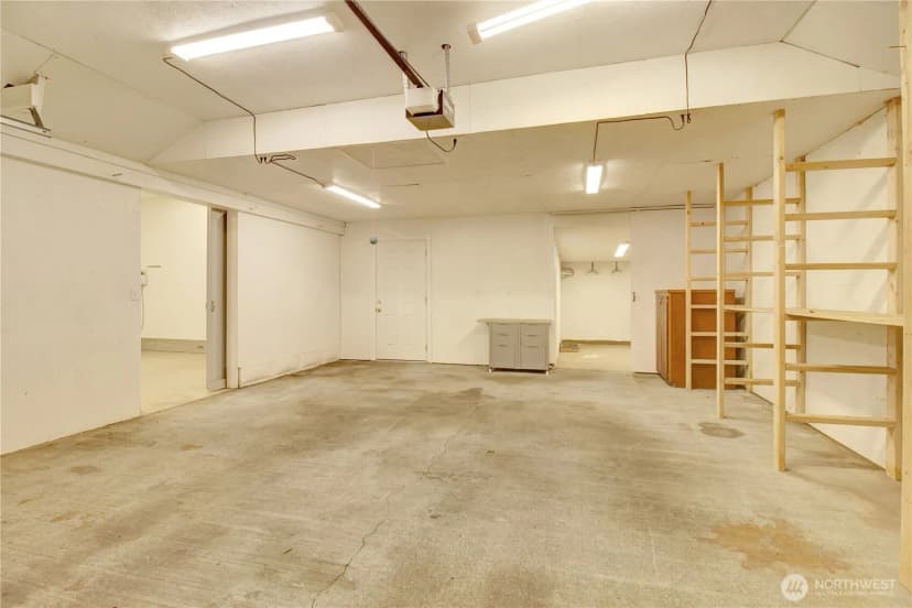 Property photo for 404 S Macleod Avenue, Arlington photo 37