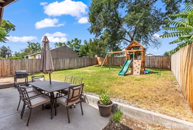 Property photo for 724 S Chelan Avenue, Wenatchee photo 3