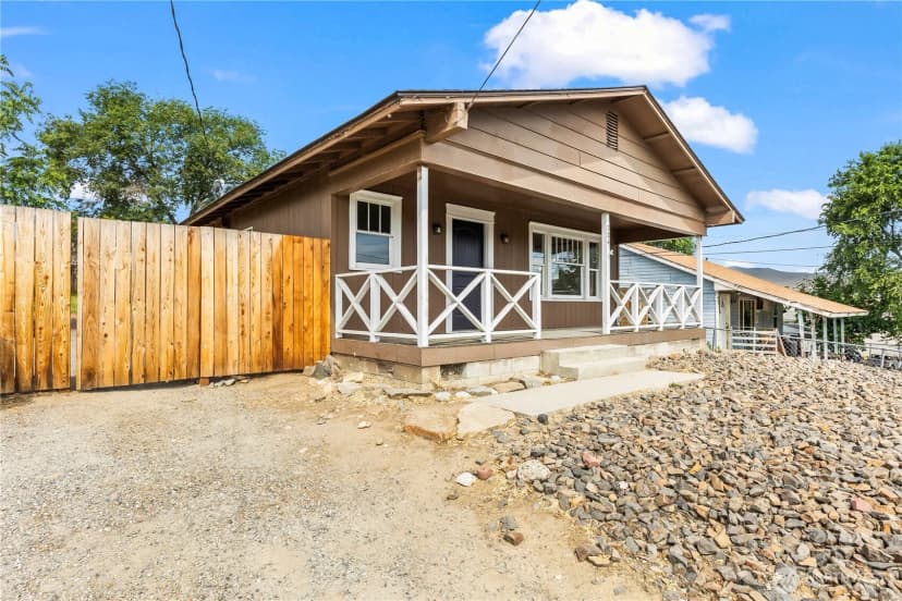 Property photo for 724 S Chelan Avenue, Wenatchee photo 25