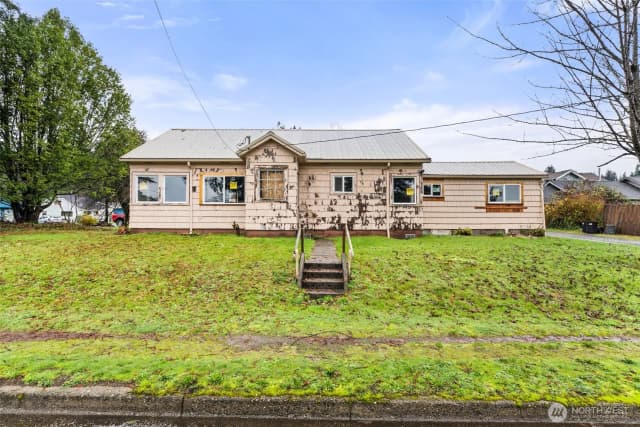 Property photo for 1507 Park Avenue, Raymond