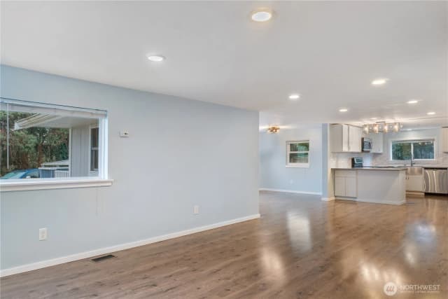 Property photo for 11025 Karshner Road E, Edgewood photo 4
