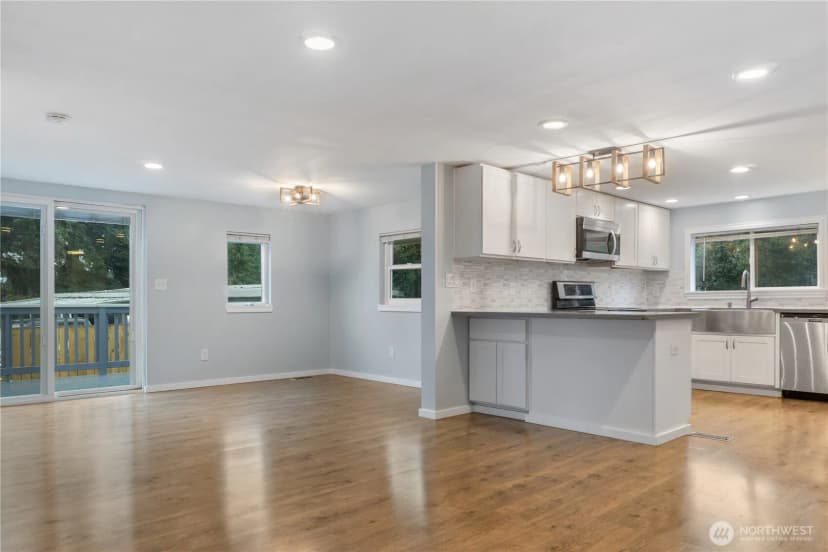 Property photo for 11025 Karshner Road E, Edgewood photo 9