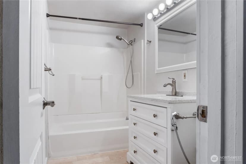 Property photo for 11025 Karshner Road E, Edgewood photo 14
