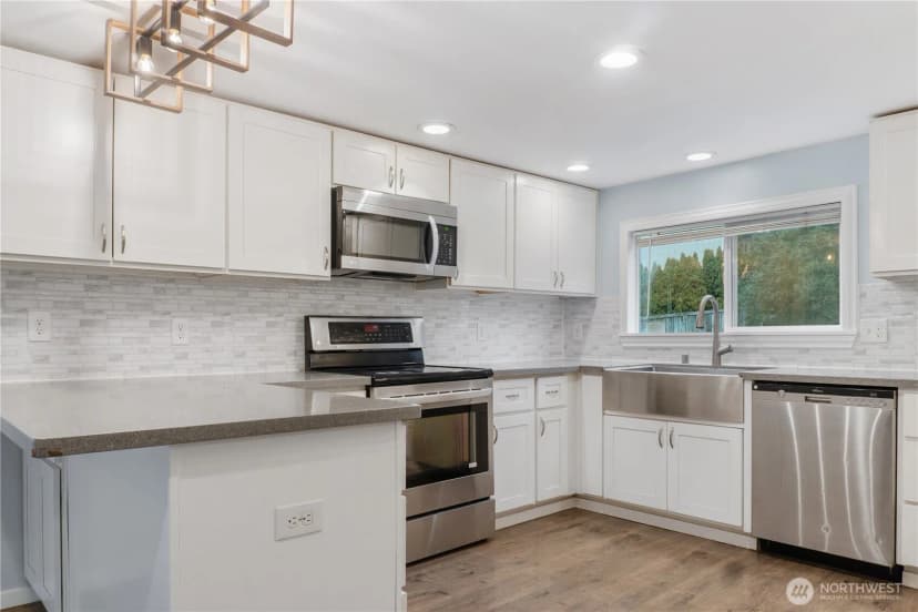 Property photo for 11025 Karshner Road E, Edgewood photo 10