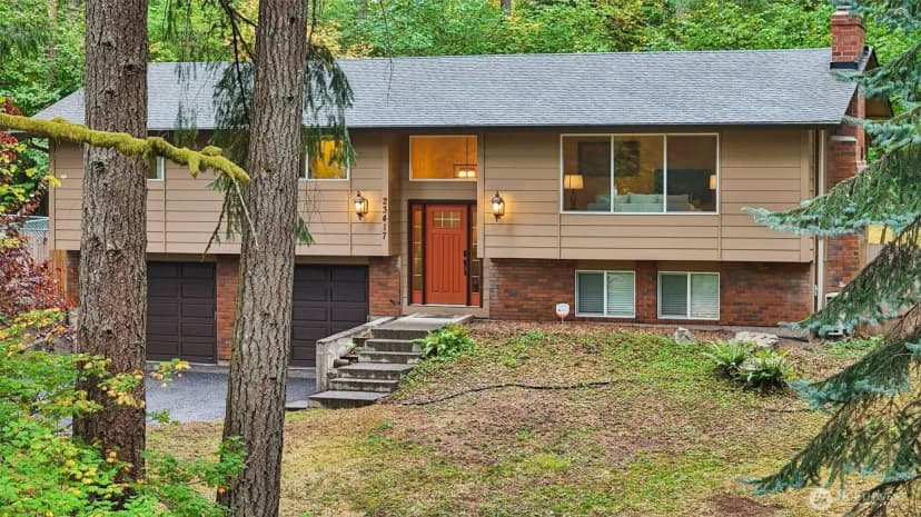 Property photo for 23417 Ne Canyon Road, Battle Ground