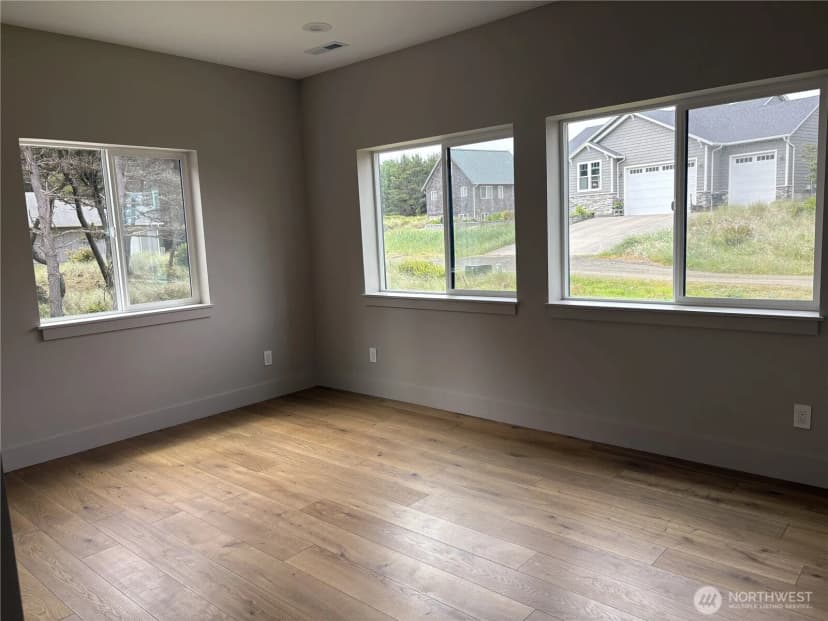 Property photo for 27712 I Lane, Ocean Park photo 31