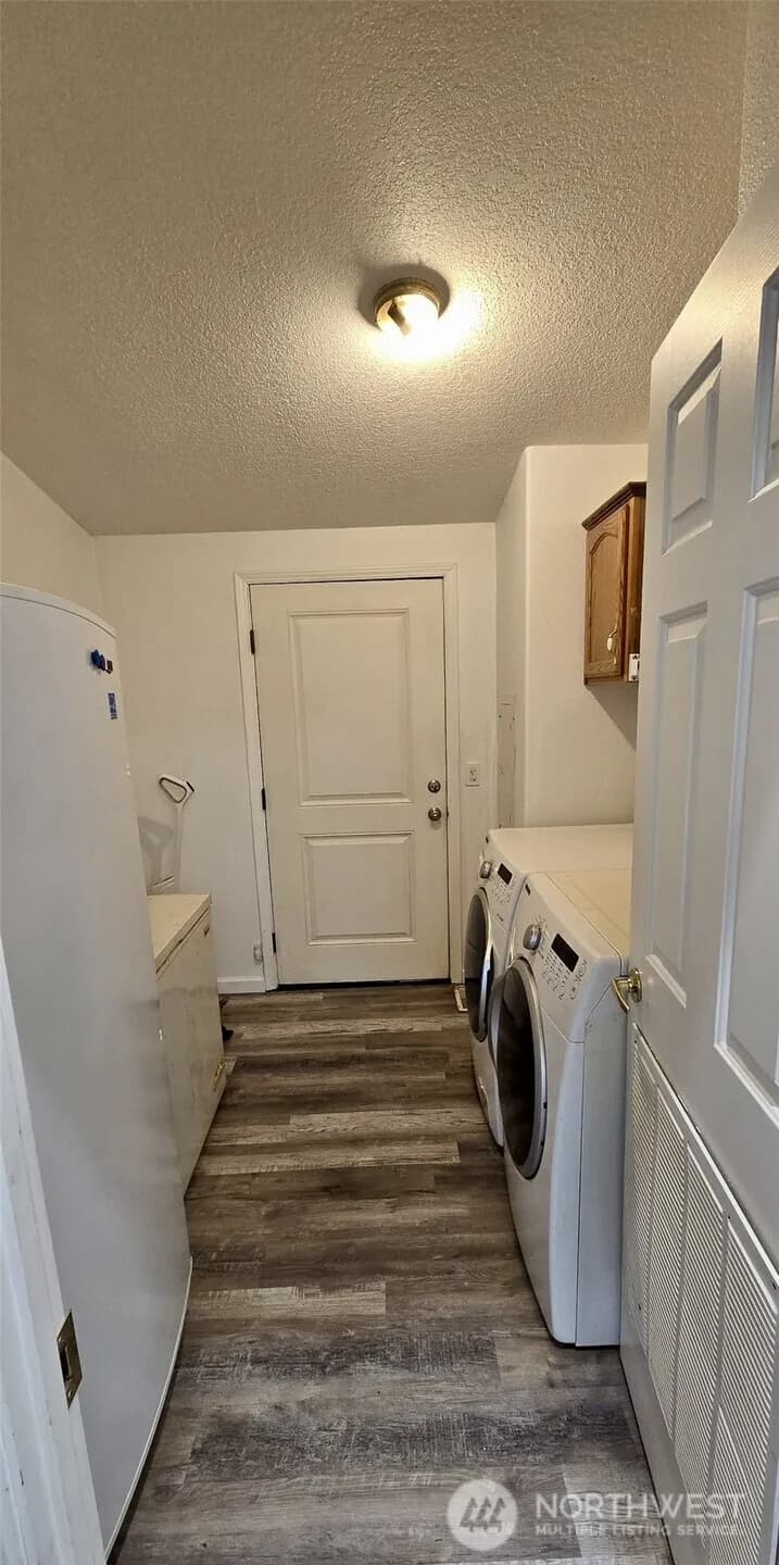 Property photo for 6301 360th Street S, Roy photo 21