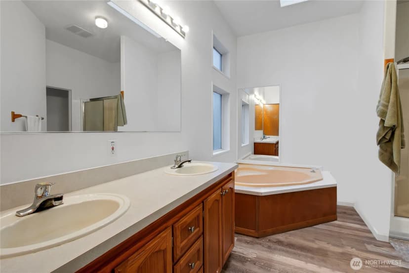 Property photo for 6301 360th Street S, Roy photo 22