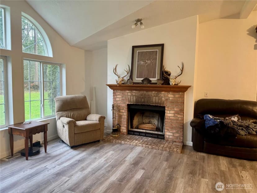 Property photo for 6301 360th Street S, Roy photo 15