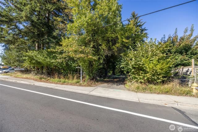 Property photo for 12900 Beverly Park Road, Mukilteo photo 3