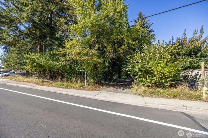 Property photo for 12900 Beverly Park Road, Mukilteo photo 3