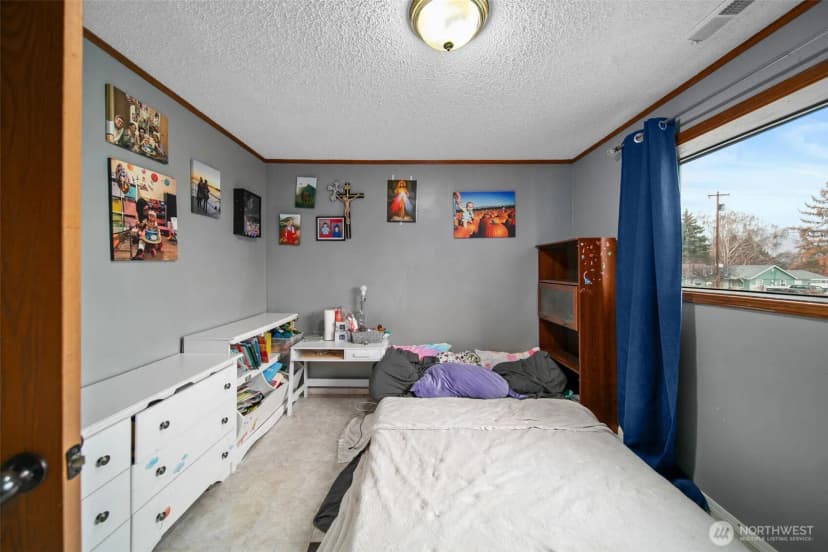Property photo for 325 N Kansas Avenue, East Wenatchee photo 13