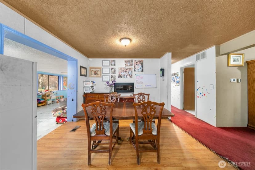 Property photo for 325 N Kansas Avenue, East Wenatchee photo 22