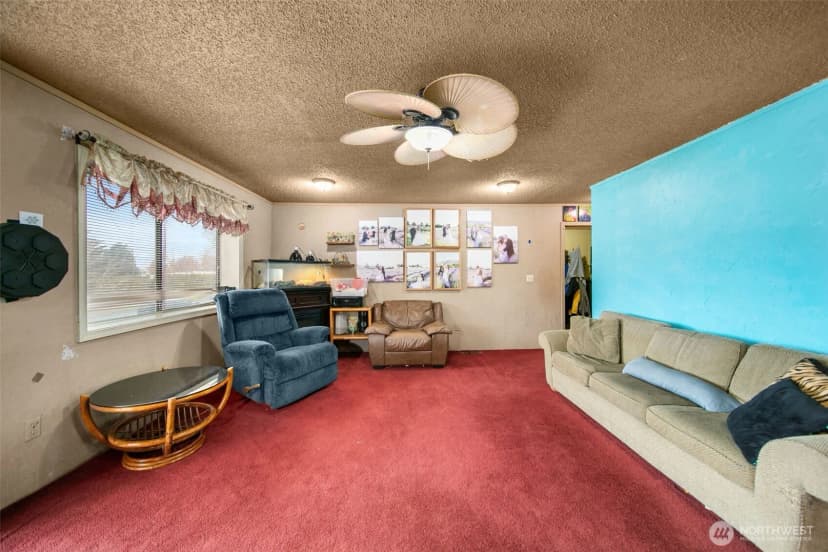 Property photo for 325 N Kansas Avenue, East Wenatchee photo 17