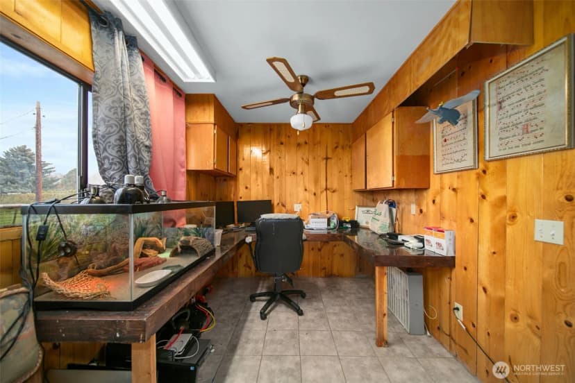 Property photo for 325 N Kansas Avenue, East Wenatchee photo 36