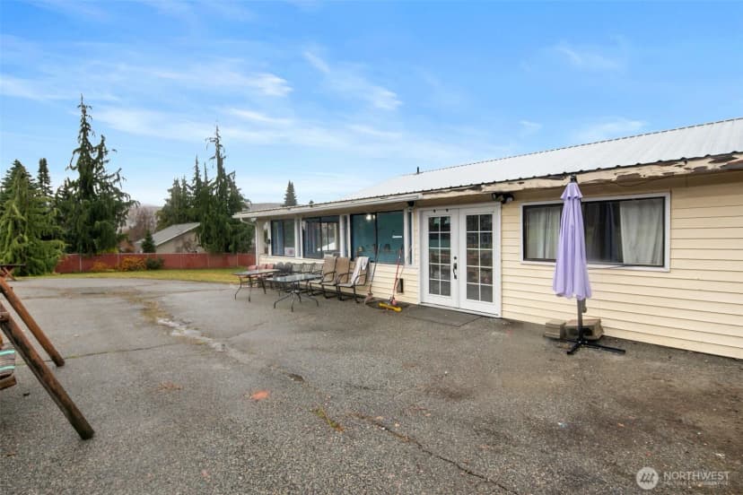 Property photo for 325 N Kansas Avenue, East Wenatchee photo 37