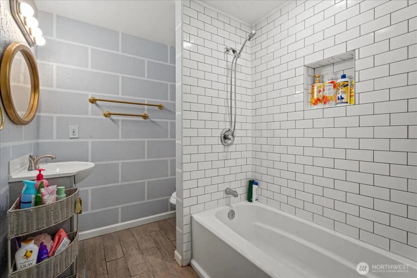 Property photo for 5537 S 119th St, Seattle photo 23