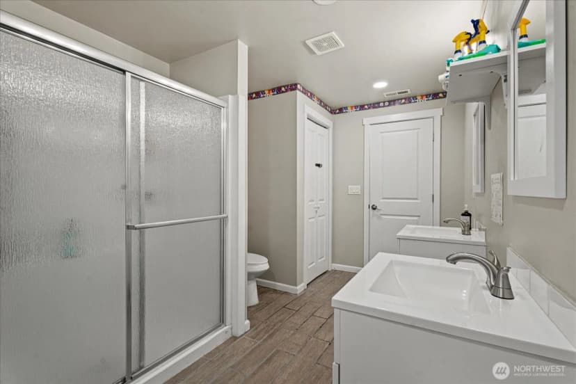 Property photo for 5537 S 119th St, Seattle photo 24