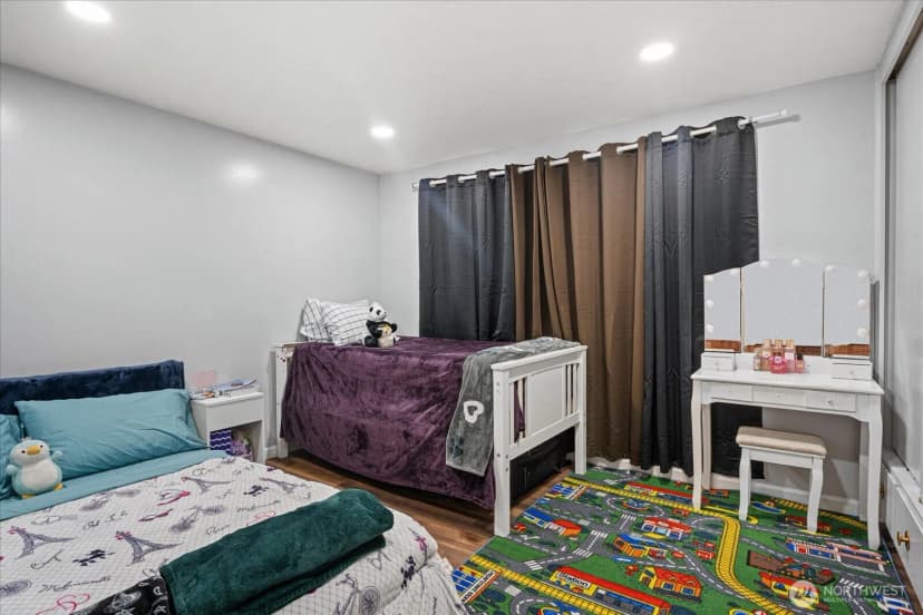 Property photo for 5537 S 119th St, Seattle photo 17