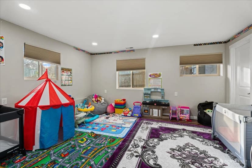 Property photo for 5537 S 119th St, Seattle photo 22