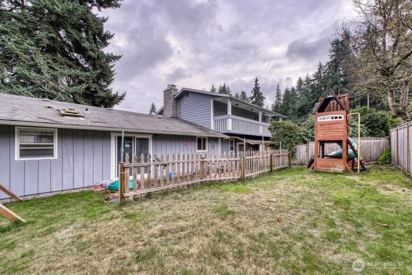 Property photo for 3728 70th Avenue Ct W, University Place photo 33