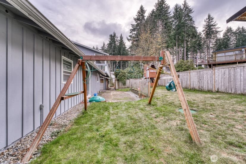Property photo for 3728 70th Avenue Ct W, University Place photo 32