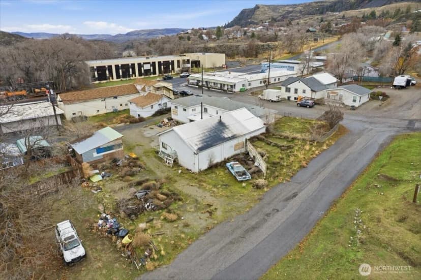 Property photo for 310 Center Street, Grand Coulee photo 13