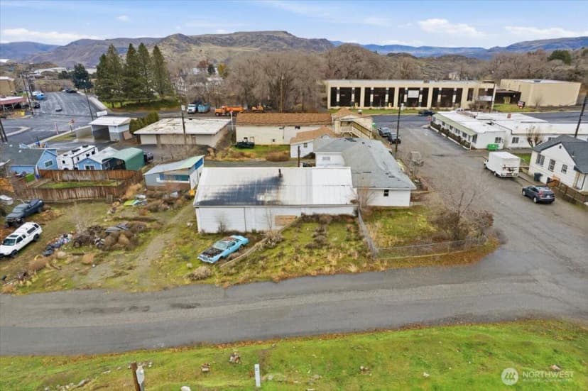 Property photo for 310 Center Street, Grand Coulee photo 12