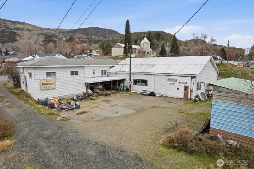 Property photo for 310 Center Street, Grand Coulee photo 9