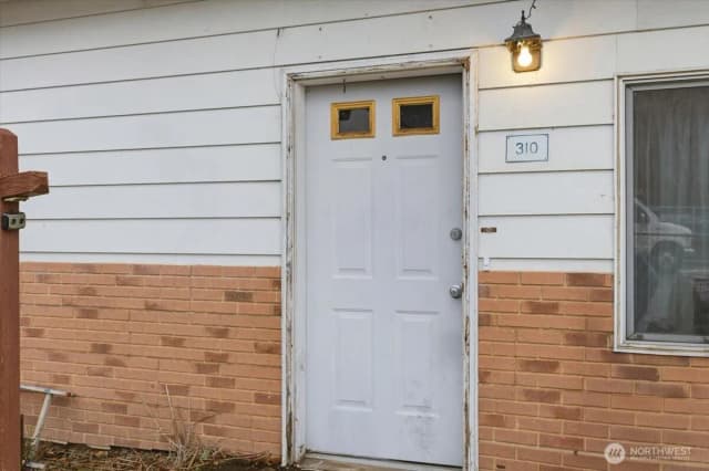 Property photo for 310 Center Street, Grand Coulee photo 3
