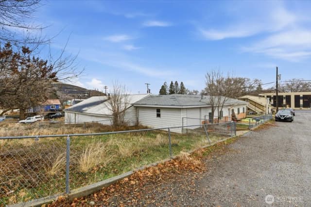 Property photo for 310 Center Street, Grand Coulee photo 2