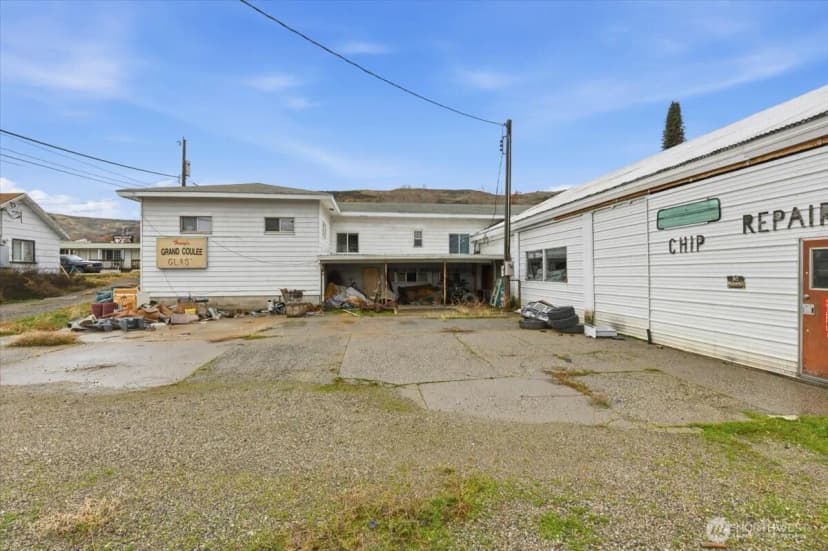 Property photo for 310 Center Street, Grand Coulee photo 6