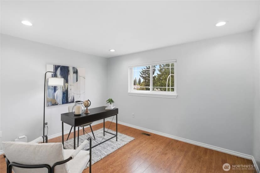 Property photo for 2713 Ne 23rd Place, Renton photo 21