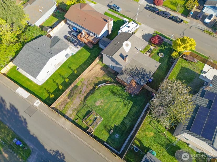 Property photo for 2713 Ne 23rd Place, Renton photo 34